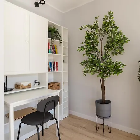 Shortstaypoland Apartamentowa B180 Warsaw